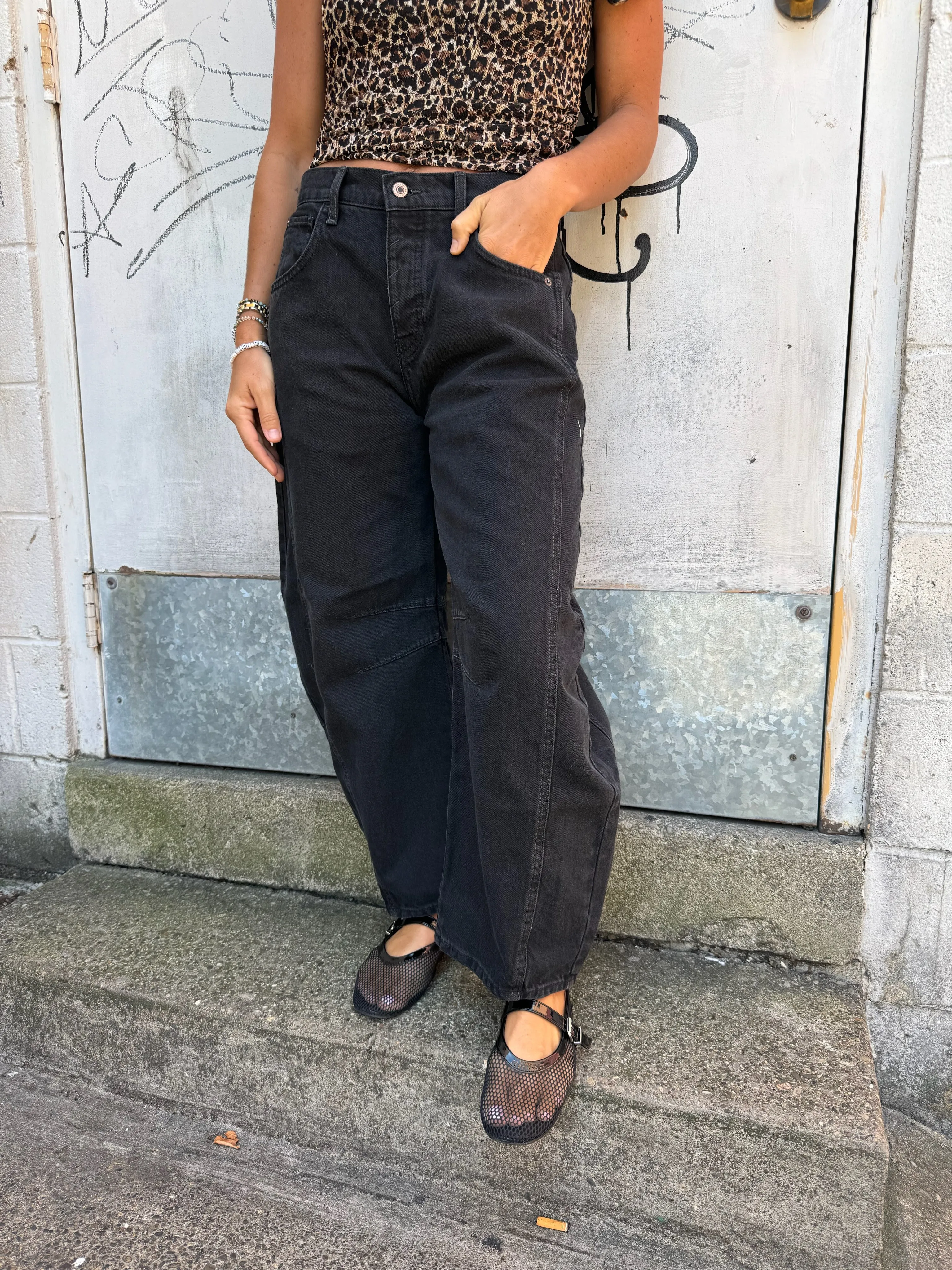 FREE PEOPLE GOOD LUCK MID-RISE BARREL JEANS