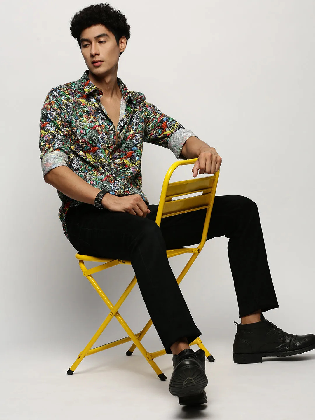 Men Black Graphic Printed Smart Slim Fit Cotton Casual Shirt