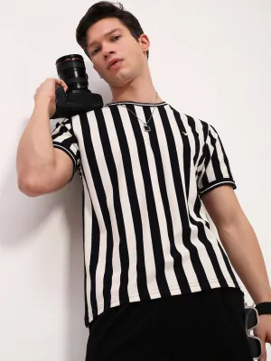 Men Black Striped Round Neck T-Shirt