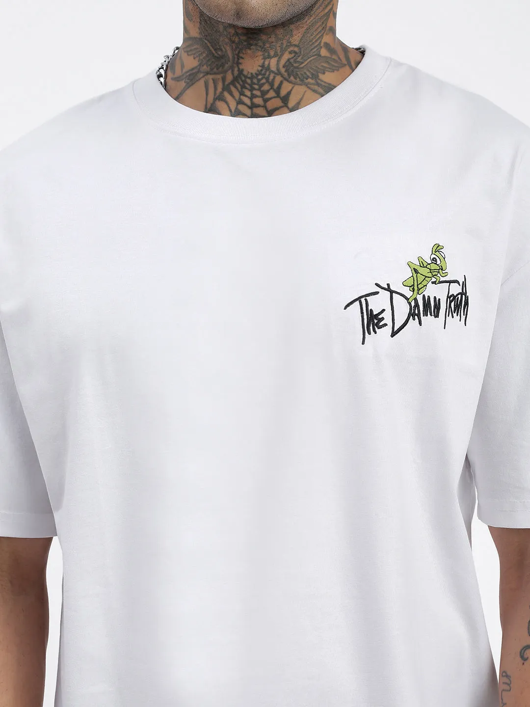 Men Graphic Printed White Relaxed Fit T-Shirt